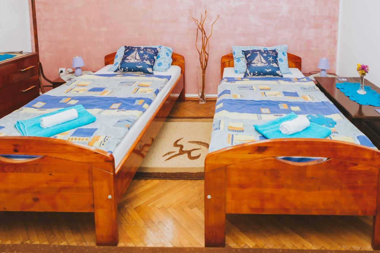 Casa Vinco Vici Hotel Turda Ngoại thất bức ảnh